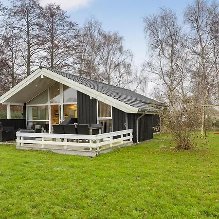 Feriehus 3 Bedroom Amazing In Skibby